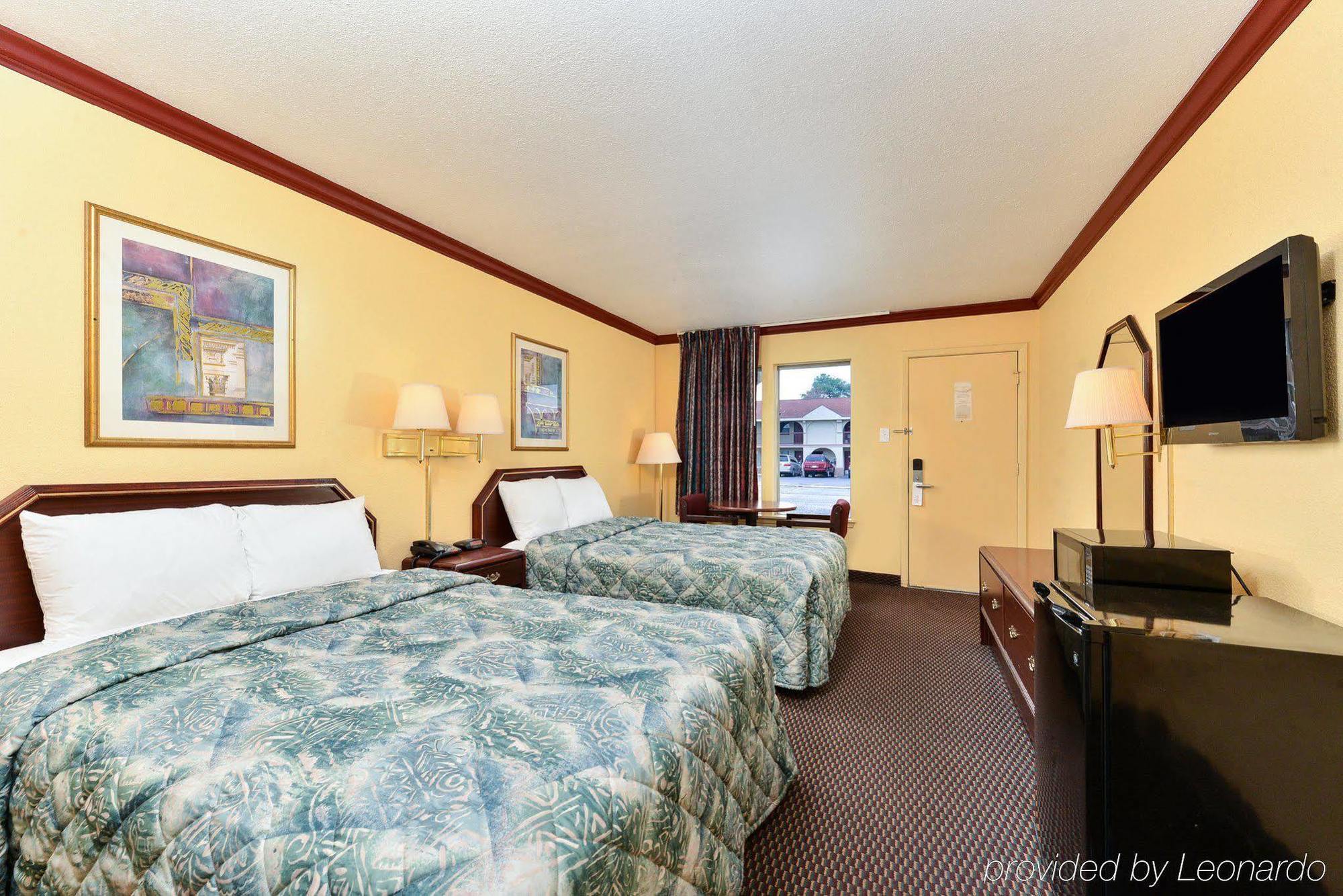Americas Best Value Inn Conroe Exterior foto